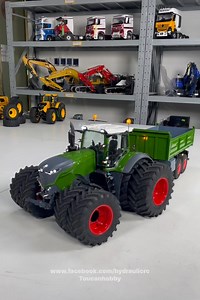 The hydraulic full metal dual wheel Fendt 1050 tractor in 1/14 scale with hydraulic dump trailer attached controlled by one controller 🤩🤩🤩🦾🦾 #lesu #hydraulicrc #agricultural #agriculture #tractor #fendt #RC #hydraulic | Toucanhobby RC Model