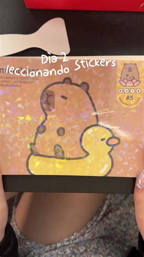 Álbum de Stickers de los Minions en Miniso