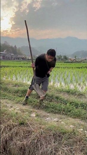 Ignore my dad's belly and go to play. #funny #comedy #cute #baby #cutebaby