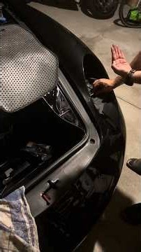 Porsche 987 Headlight Removal: Which Way to Turn the Tool?