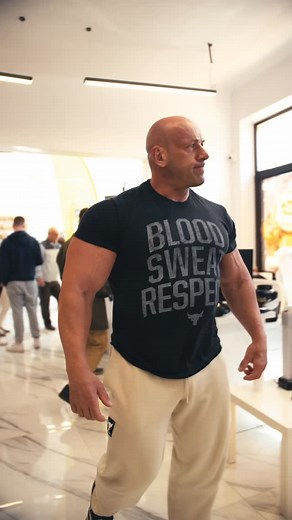 1.3M views · 24K reactions | Obserwuj nasz profil po; 﫵 mega śmieszne filmy 﫵 ciekawą wiedze 﫵 nowe suplementy #trening #muscleclinic #siłownia #gym #mma #czystebialko #gymlife | Muscle Clinic | Facebook