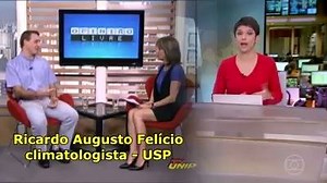 A MANIPULAÇÃO DO AQUECIMENTO GLOBAL... Não existe aquecimento global. Esta é a mentira usada para os governos espalharem trilhas químicas na atmosfera para cobrir o nosso agente transformador. O climatologista Ricardo Augusto Felício destrói mentiras da mídia manipulada sobre aquecimento global e que o CO2 seja um vilão, mas com clareza e didática. Como ele, existem poucos outros que têm esta coragem, mas a real é que somos o gado que acredita em tudo que "certas" mídias expõem, como verdades ab