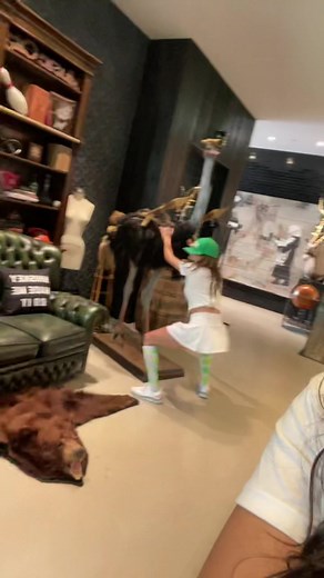 Chivettes gone wild 😂😂😂😂😂 #foryou #thechive #fyp #trending @missleannerae ♥️♥️♥️