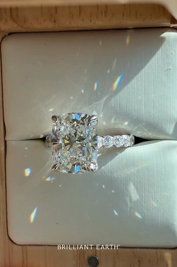 You're ready to sparkle this season ✨ Discover rings and fine jewelry to add to the top of your holiday wish list. https://bit.ly/3K1eMqc | Brilliant Earth