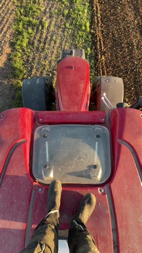 Exploring the Case Puma 240 Tractor