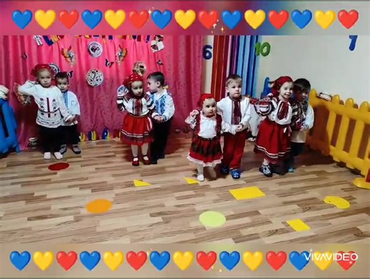 1.4M views · 81K reactions | BRAȘOVEANCA  La mulți ani, ROMÂNIA! La mulți ani, dragi ROMÂNI!❤️ #1_Decembrie﫶 #dans_popular #zi_de_sărbătoare #zâmbete殺 #bucurie #fluturași_minunați曆曆 #LumeaCopiilor殺 | Lumea Copiilor Ploiesti | Facebook