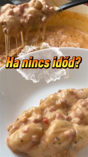 Ha nincs időd főzni, ezt mentsd el 👉 Krémes, sajtos gnocchi 15 perc alatt, egy serpenyőben 🤤 Gyors ebéd, még gyorsabb vacsi – és minden falat megérte 😍 ⬇️ Recept lent ⬇️ ⸻ 🧀 KRÉMES SAJTOS GNOCCHI – RECEPT Hozzávalók (2 adag): 60 gramm vaj \t•\t200 gramm bacon \t•\t1 gerezd fokhagyma (reszelve) \t•\t3 db hámozott paradicsom \t•\t2 ek sűrített paradicsom \t•\t150ml főzőtejszín 200 ml habtejszín \t•\t800 g gnocchi \t•\tsó, bors \t•\toregánó, bazsalikom, csipet szerecsendió \t•\t1 nagy marék moz