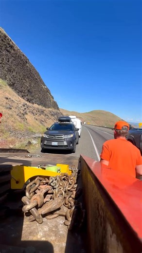 80K views · 690 reactions | WATCH: Driver has CLOSE Call When Cars REFUSE to Move Over! #awareness #Repo #roadrage #towing #SupportSmallBusiness | Always Affordable Towing | Facebook