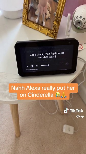 Funny Situation: Cinderella Mix-Up with Alexa 😂