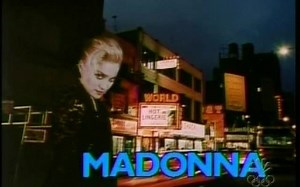 SNL s11e01 麦当娜还原梦露；Simple Minds