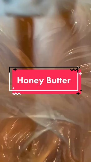 🍯 🧈 = yessss #rawhoney🍯 #honeybutter #wisconsinthings #TreeRipe #mke #foodtok2021 #fruittok #butterstick #foodieee