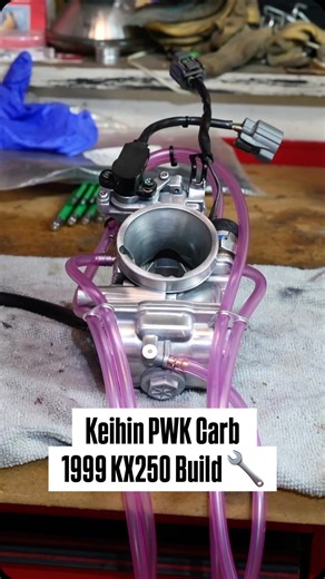 Flow One on Instagram: "How to Restore Your Carb ⬇️ 1. Disassemble: remove float bowl, float, jets, choke, etc. 2. Ultrasonic clean to blast away all the dirt. 3. Polish every surface with PRYME rotary tool wheels until it shines ✨ 4. Reassemble with fresh seals & screws. 5. Finish with a fresh pink fuel line Keihin PWK Carb Restoration ASMR – ’99 KX250 Build #Kawasaki #KX250 #DirtBike #2Stroke #garagebuild"