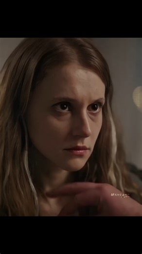 𝑨 𝑴𝑨𝑳💗 on Instagram‎: "كومساااار ايفه واقع وبشدةة😩💗 . . . . #اكسبلور_explored #مثل_الحلم #rüya_gibi #fypシ❤️💞❤️ #مسلسلات_تركية"‎