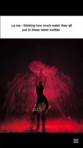 how much water she put in those water bottles 😭 || #shorts #zo