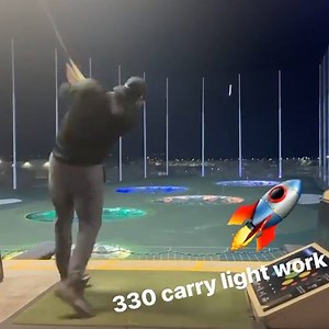 186K views · 2.5K reactions | Aaron Hicks absolutely DESTROYED this ball.  ( via instagram.com/therealjoehicks) | MLB | Facebook