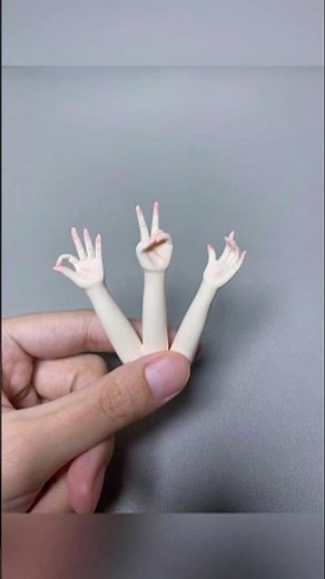 How to Sculpt Realistic Hands for Figurines! | Clay Hands Tutorial | PicoDIY