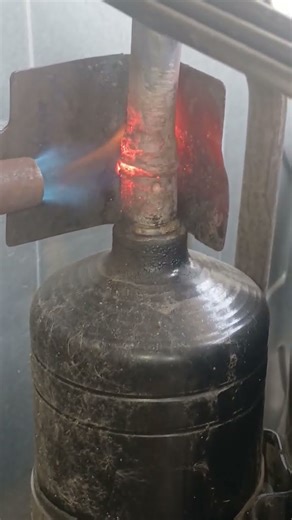 Voltas 3 star window ac rotry compressor change Gunj Bijnor || Vishal | @EhsanTechnician