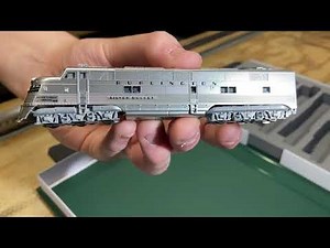Kato N-scale Silver Streak Zephyr 6 unit set Unboxing w/Outlaw Jr.