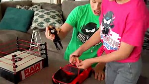 Ninja Kidz WWE Championship Battle Wrekkin Slam Mobile!