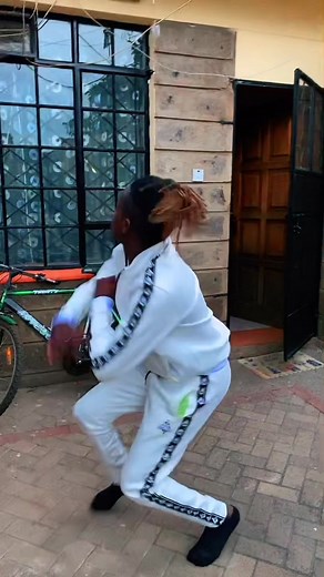 New dance challenge DC : @nedyparezo #flirtycarlos #nidonoechallenge #danceikibamba