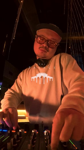 Where elegance meets energy, and every beat feels expensive. Palace DJ Sessions continues at Revel with Jazz Zamora, delivering a 45-minute set inside Manila’s most iconic lounge. Episode 2 of Palace DJ Sessions. | The Palace Manila