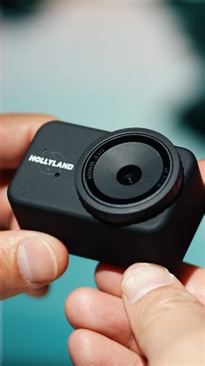 Roger Seng on Instagram: "This 4K Desk Camera Is Actually Built for Creators This is the Hollyland Lyra — a 4K desk camera built for real creator workflows. Clean image, flexible mounting, subtle AI, and when paired with the Lark A1, you get clean wireless audio straight into the camera. Hollyland Lyra (Amazon): https://amzn.to/4rFu4C6 #Hollyland #Lyra #webcam #HollylandLyra #CreatorGear #DeskSetup #4KWebcam #ContentCreator #TechSetup #LiveStreaming"