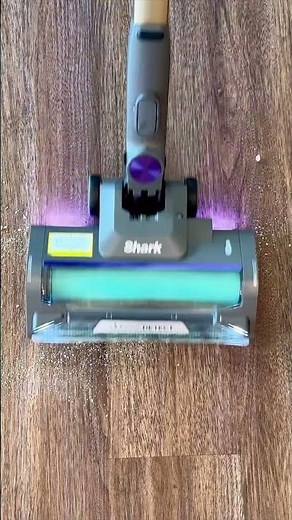40 Second Review of the Shark Power Detect Clean and Empty