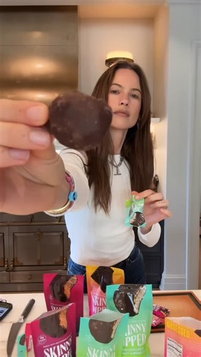 Behati Prinsloo Levine | New favorite snack for the whole family. @skinnydipped 🥥 🥜 🍫 #skinnydippedpartner | Instagram