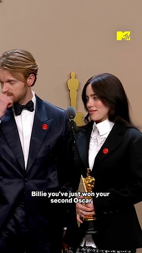 Billie Eilish is so me crying because she wasn’t in Matilda 😂 #billieeilish #finneas #Oscars #billie #mtvceleb | MTV UK