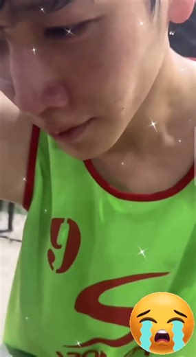 War crying so pitifully😥😥