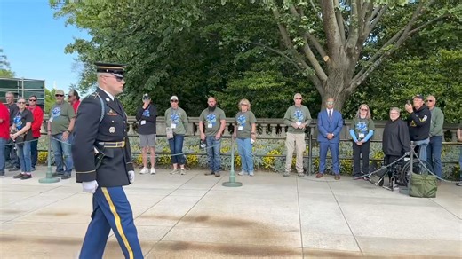 🫡 Watch this clip from when Honor Flight Nevada’s wreath laying ceremony. 🇺🇸 From their meticulous steps to the reverent boot scuffs, every gesture is a tribute to those who served. The solemn respect and honor bestowed upon the Tomb of the Unknown Soldier and our veterans by the centennials in Arlington, Washington DC. Stay tuned for more video clips of the April Honor Flight Nevada Trip sponsored by Q&D Construction. #UnknownSoldier #Veterans #ArlingtonNationalCemetery #Centennials #HonorAn