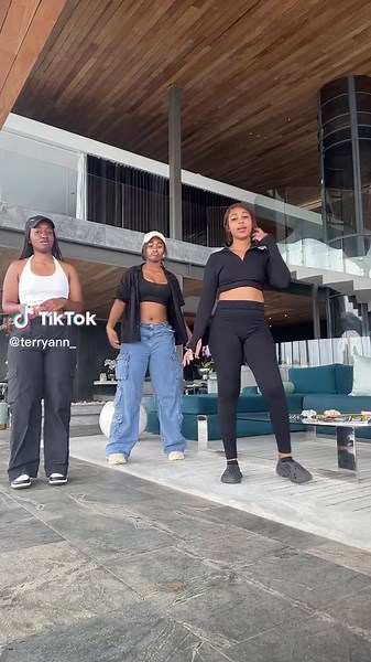 Love dancing with my sisters 🥹🫶🏾 #fyp #terryann_ #playerschallenge #coileray #siblings #siblings #SAMA28 #CadburyGiveALittle
