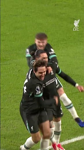 Nunez's second goal seals win 😆⚽️