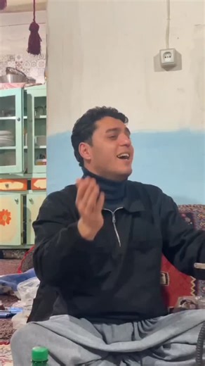 ‎سقزموزیک(سەقزموزیک)‎ on Instagram‎: "یاسین فەتتاحی 🤍🥀 @yasin_fatahi_official"‎