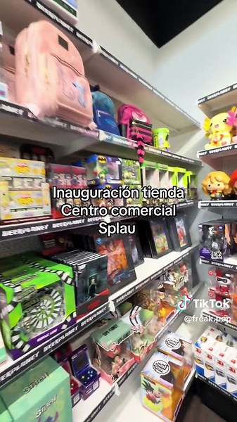 INAGURACION TIENDA FRIKI EN CENTRO COMERCiAL SPLAU CORNELLA , BARCELONA #funko #funkopop #tienda #nueva #inaguracion