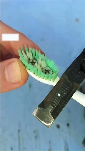 Assembling a bicycle chain cleaner #shorts