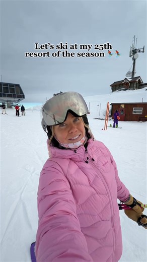 A ski trip everyone dreams about. Book your trip to Whistler Blackcomb today! @grace_donner | Whistler Blackcomb