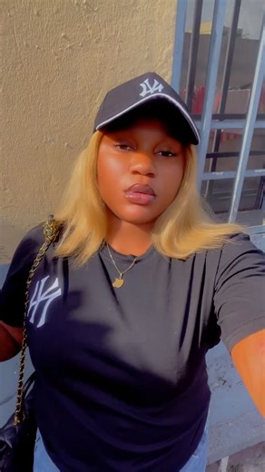 La femme 🥰du chef ✨🌹🦋 (@viosebarbie)’s videos with son original - Lisa Baboto 🇨🇩🔐💝💯