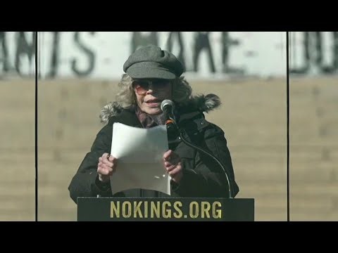 Jane Fonda says to chose 'radical kindness'