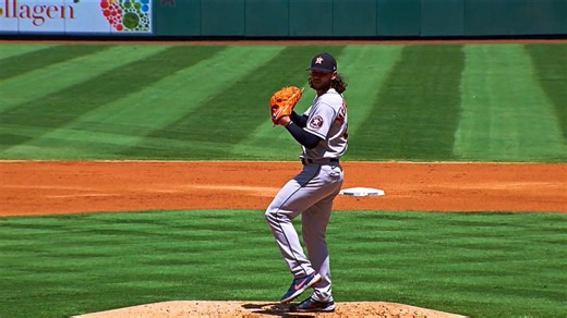 Harold Reynolds Leading Off