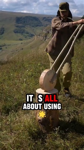 Building a Functional Wheelbarrow from Scratch! 🛠️🛶#diy #woodworking #handmade #skills #shorts