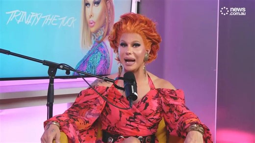 ‘Taylor Swift is an alien’: Drag queen spills on pop star