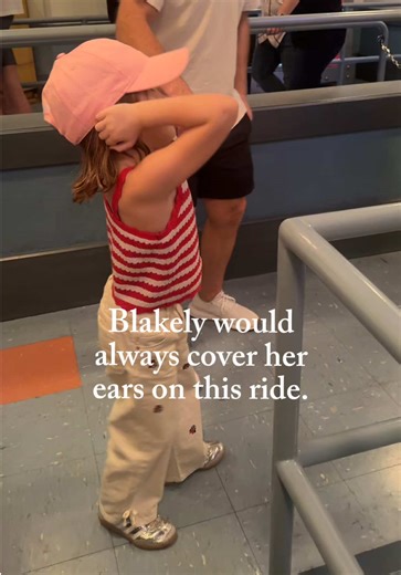 The ride didn’t change. The support did. 🎧 💛 #sommersonthespectrum #autismtok #disneywithautism #disneytok #autismacceptance