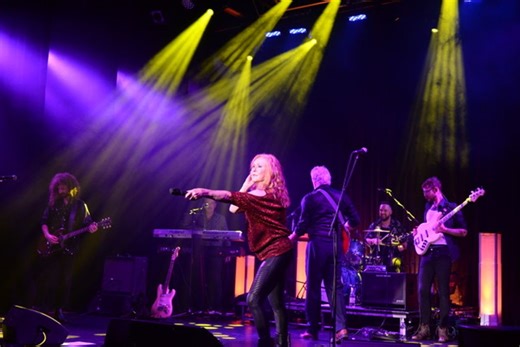 Review: Pop group T’Pau wow Market Drayton audience