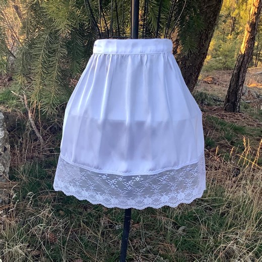 Satin White Apron With Lace Border, Old Fashioned White Half Apron for Woman Bridal Shower Costume Gift Ideas - Etsy