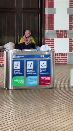 Memprihatinkan.Tempat bersejarah di buat seperti itu#travel #stasiun #railfan #railfansindonesia