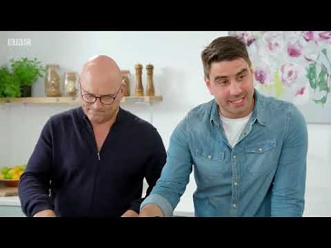 Eat Well for Less - Lentil Curry/Dhal and Naan