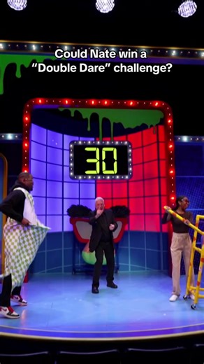 @Nate Burleson still knows how to catch a pass — and #marcsummers still knows how to call a play! Nate’s interview with the former “Double Dare” host airs tomorrow on CBS Mornings 🥧