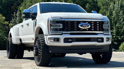 Custom F-450 Platinum with 28-Inch Wheels and Aggressive Stance
