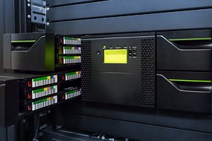 50-TByte-Tape: IBM nimmt den Wechsel auf Strontiumferrit vorweg